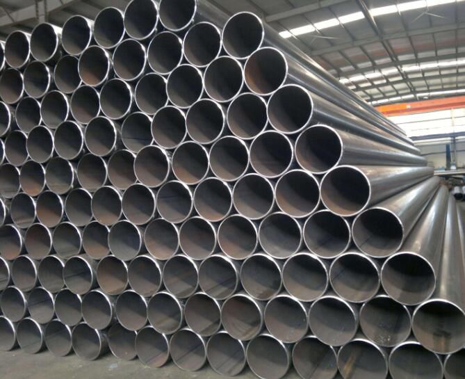 Straight welded pipe